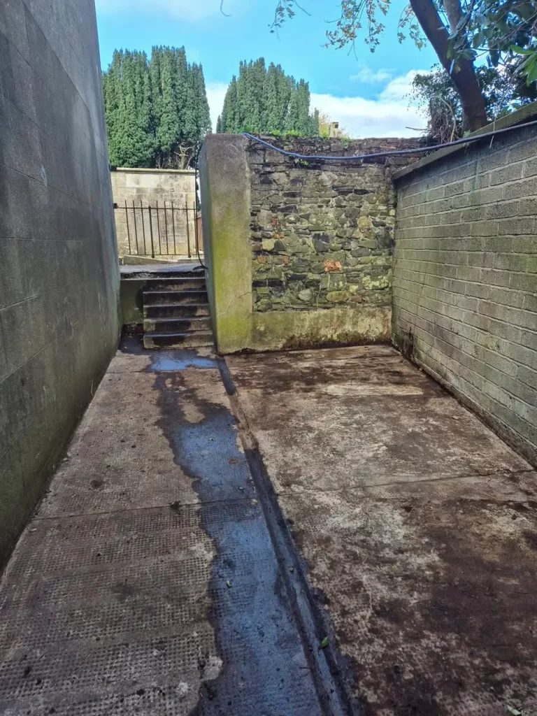 Radovi na renoviranju ckrve u Moringtonu